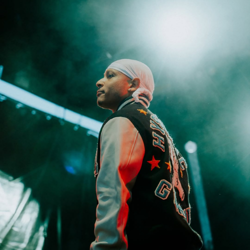 Ateyaba faisait son retour sur scène à Yardland en 2024